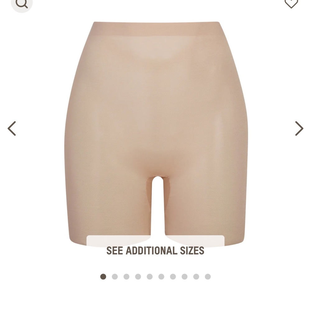 SKIMS low back short shapewear, Clay color, S